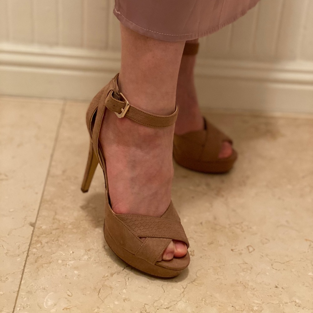 Pump Heels - image 3